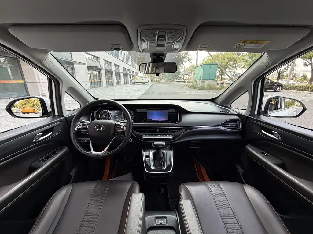 GAC Motor Trumpchi M6 — фото 9