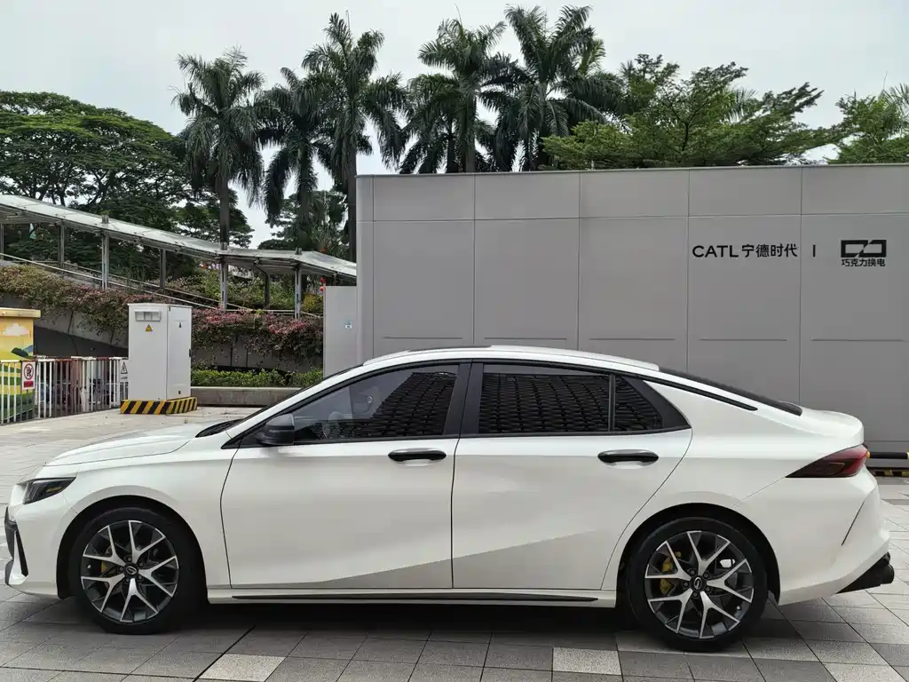 GAC Motor Shadow Leopard — фото 13