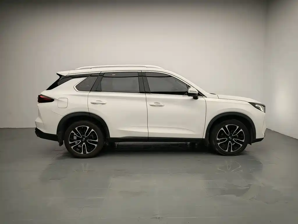 GAC Motor GS4 Plus — фото 8