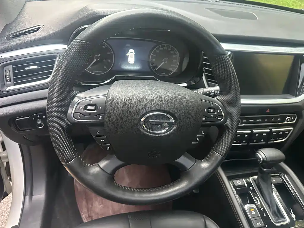 GAC Motor Trumpchi GS7 — фото 8