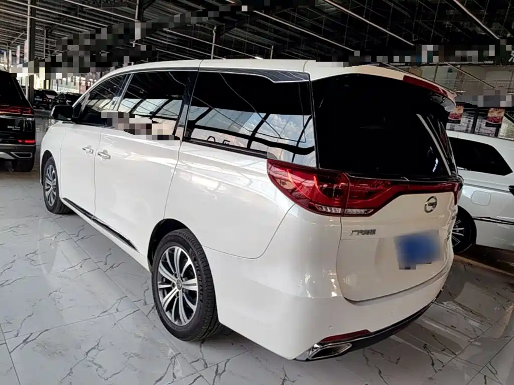 GAC Motor Trumpchi M8 — фото 5