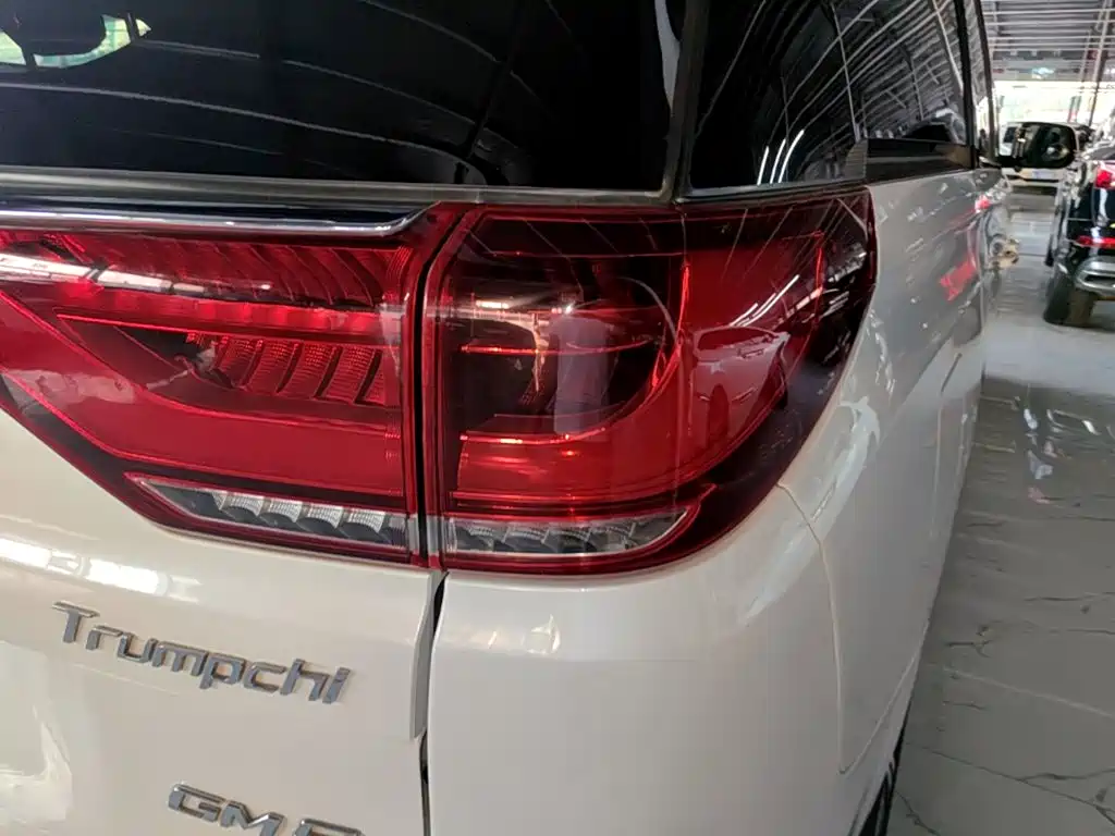 GAC Motor Trumpchi M8 — фото 8