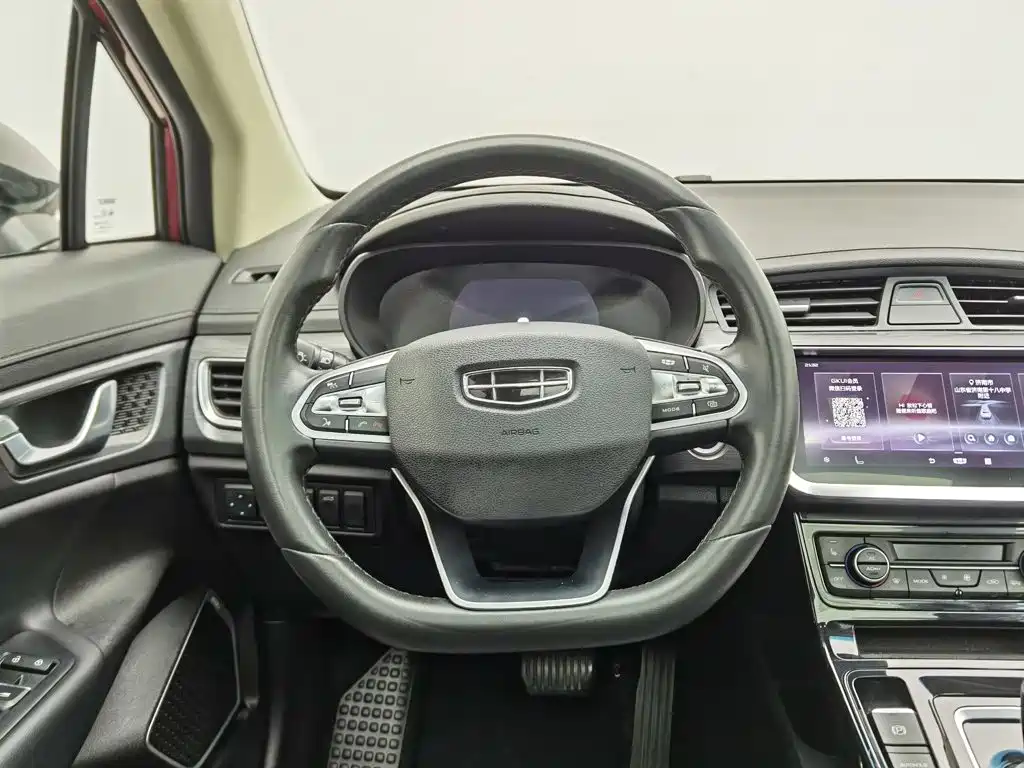 Geely Emgrand GS — фото 11