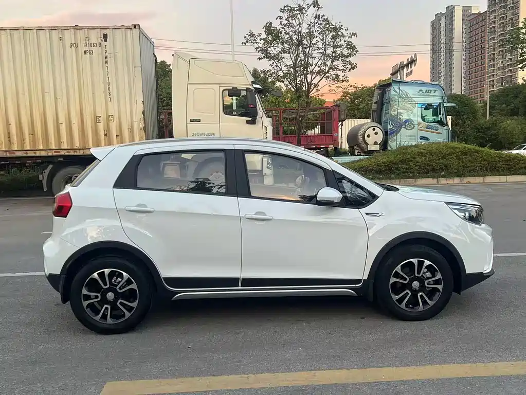 Geely Vision X3 — фото 8