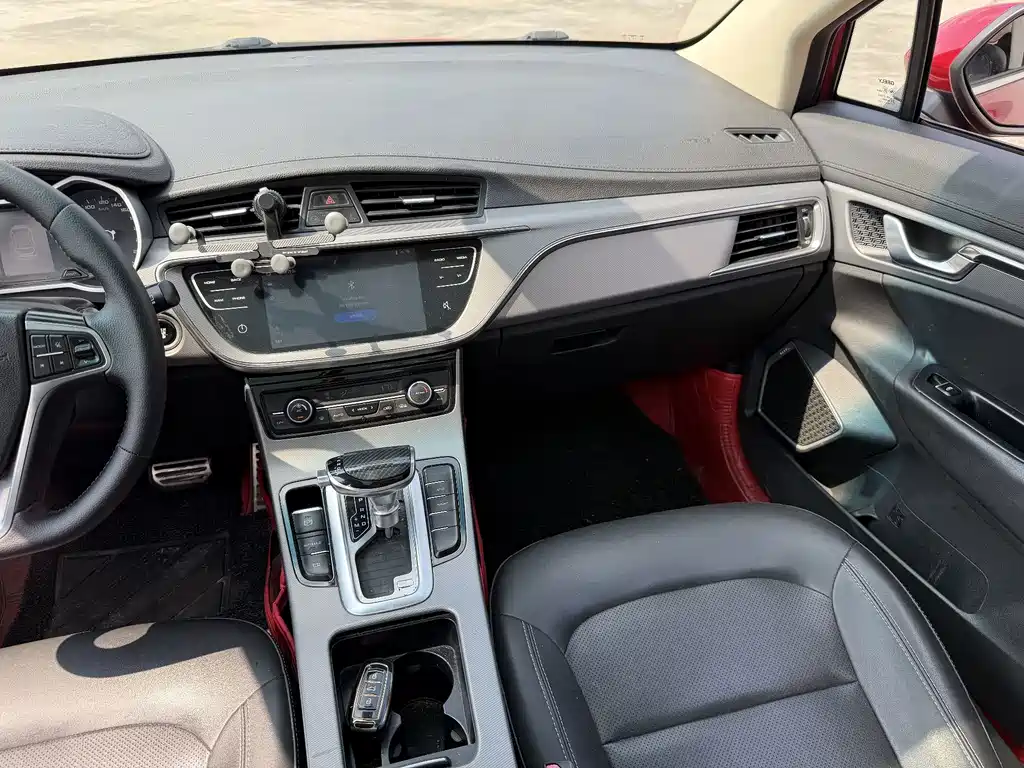 Geely Emgrand GS — фото 10