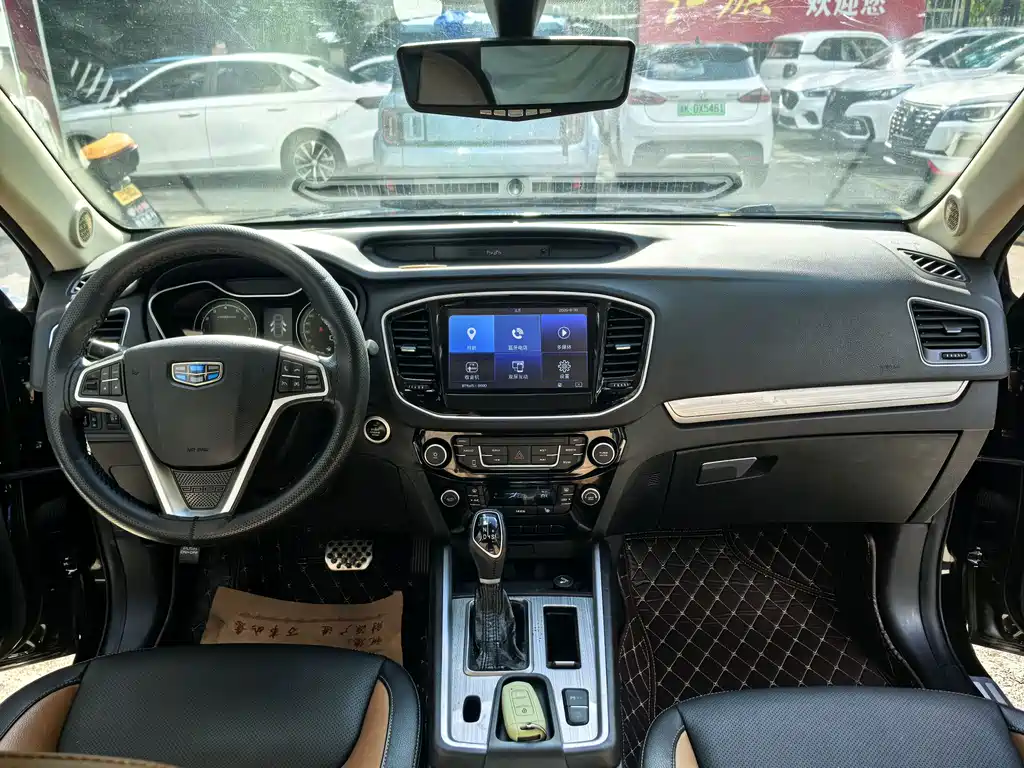 Geely Vision X6 — фото 5