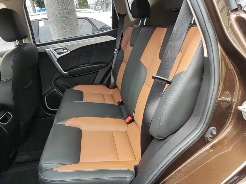 Geely Vision X6 — фото 17