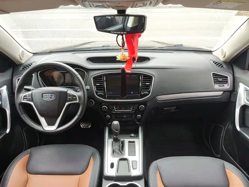 Geely Vision X6 — фото 10