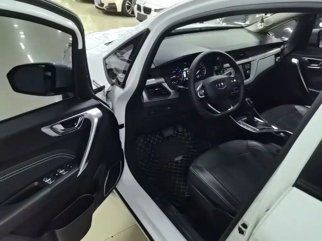 Geely Vision X3 — фото 16