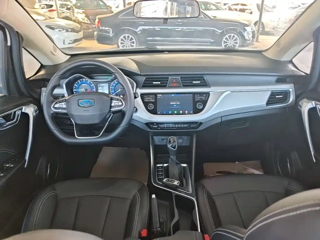 Geely Vision X3 — фото 10