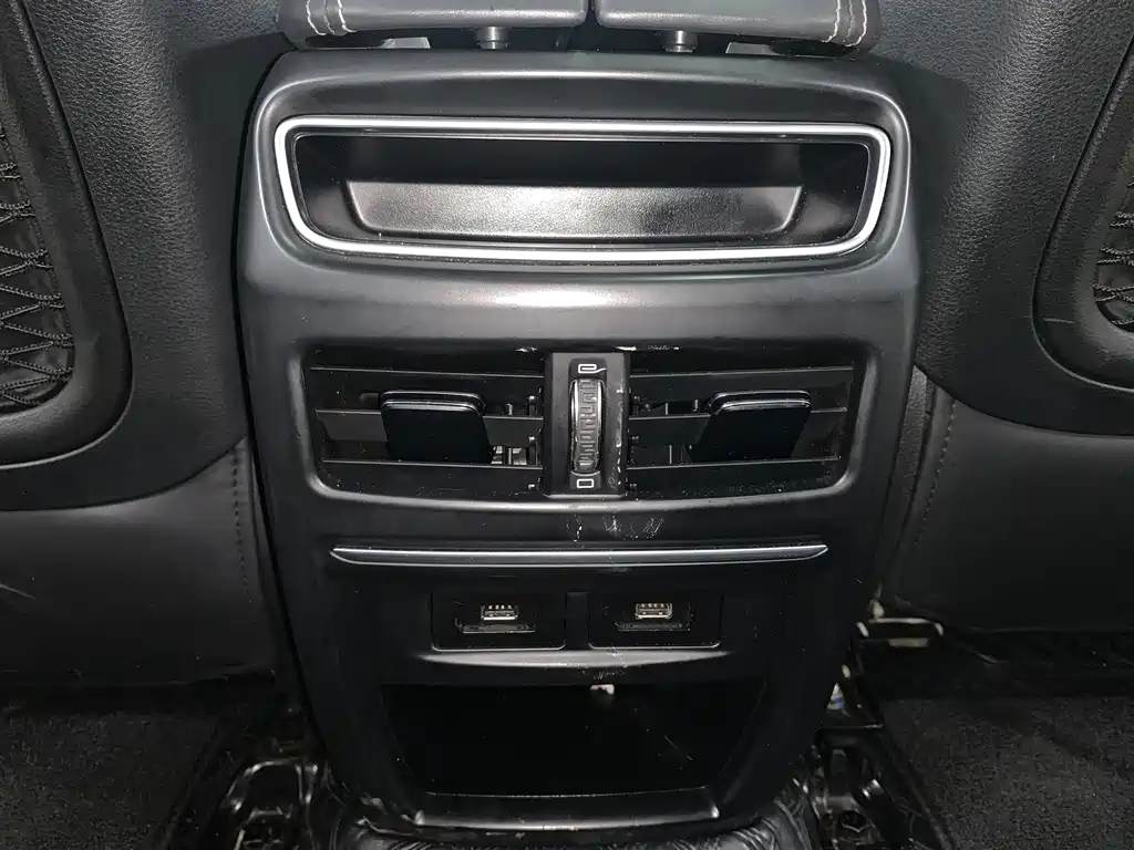 Geely Borui — фото 11