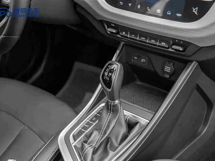 Geely Vision X3 — фото 19