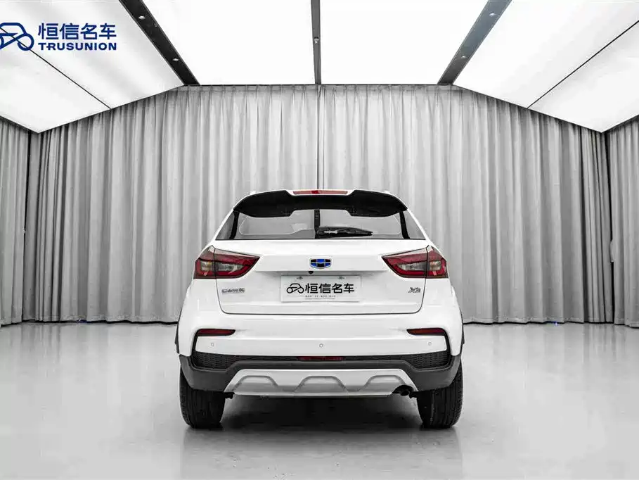 Geely Vision X3 — фото 6