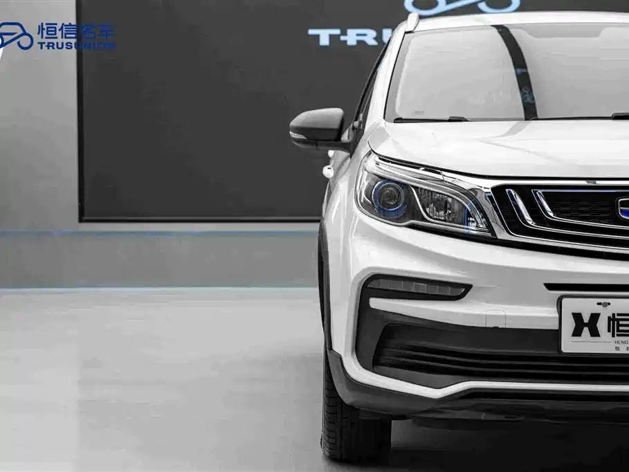 Geely Vision X3 — фото 8