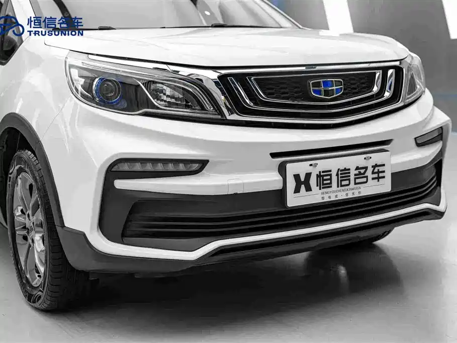 Geely Vision X3 — фото 9