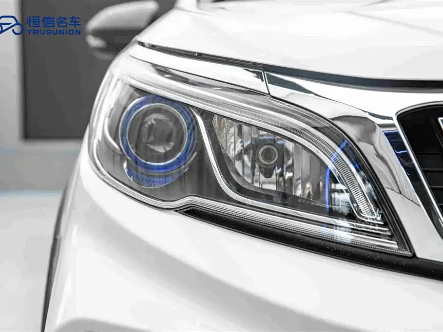 Geely Vision X3 — фото 10