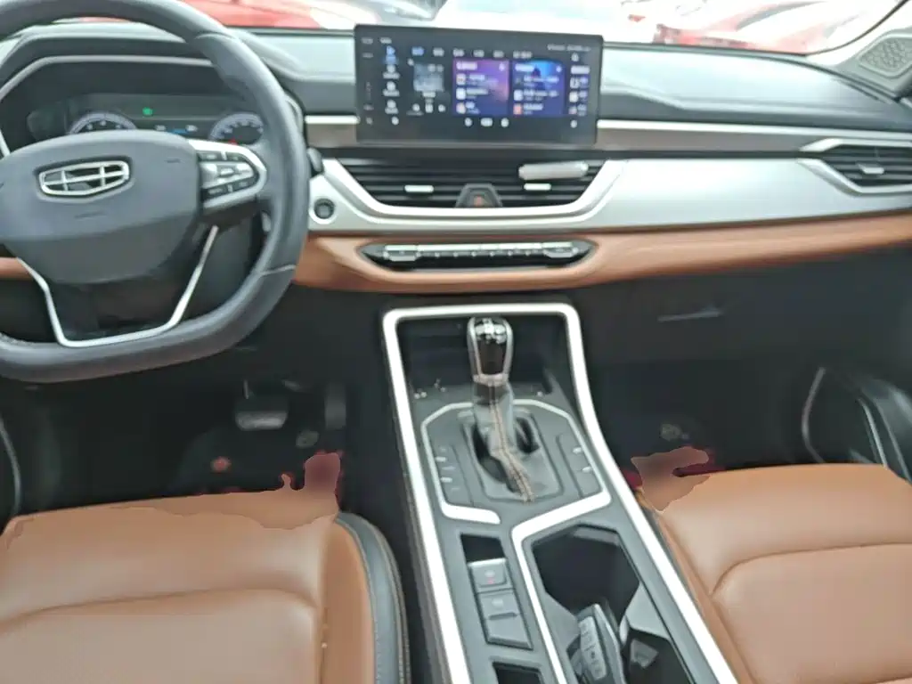 Geely Vision X6 — фото 10