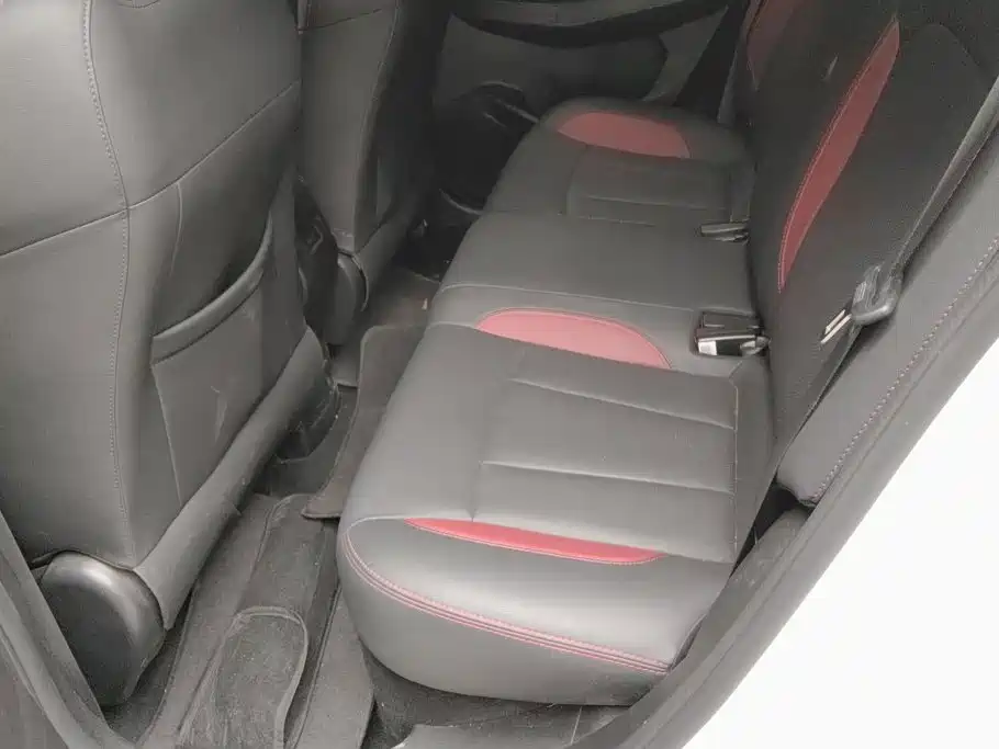 Geely Vision X3 — фото 11
