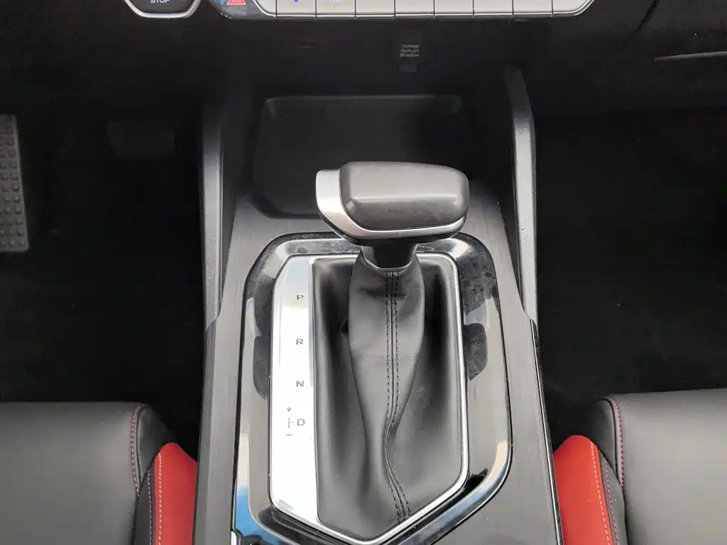 Geely Emgrand S — фото 13