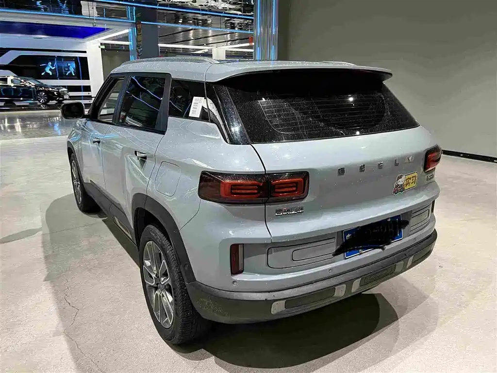 Geely Icon — фото 3