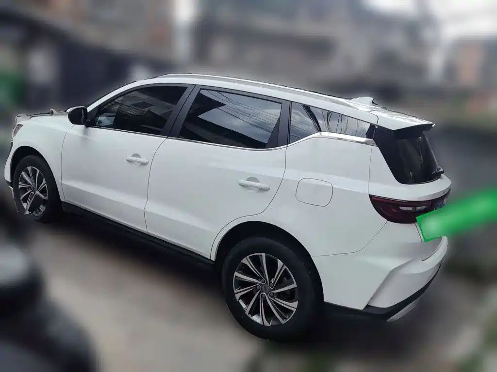 Geely Vision X6 — фото 25