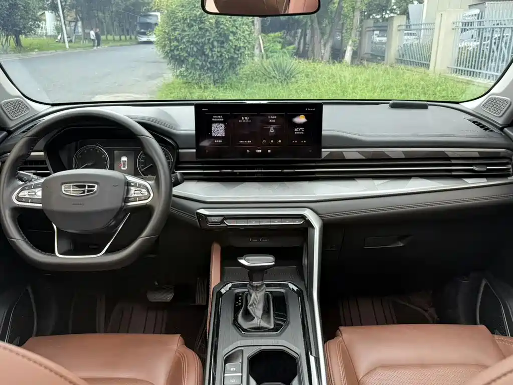 Geely Vision X6 — фото 10