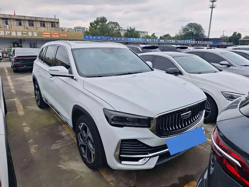 Geely Xingyue L — фото 3