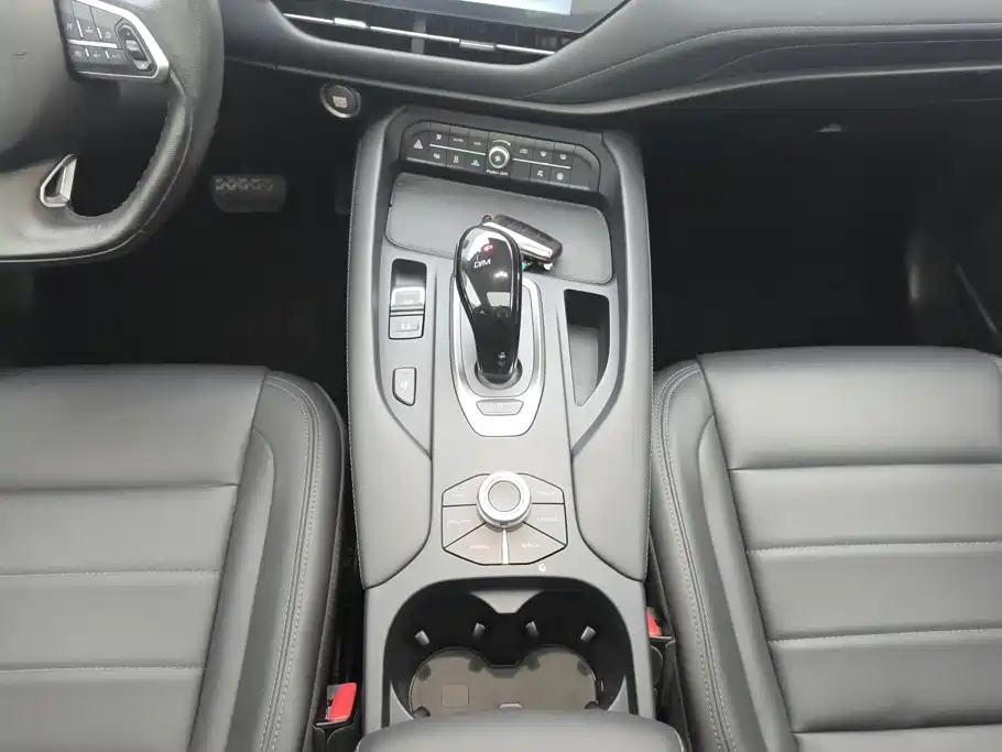 Haval F7 — фото 16