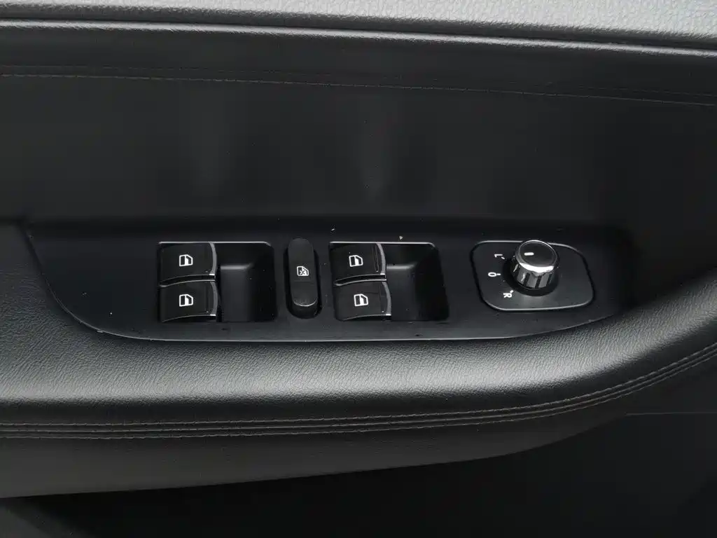 Haval H6 — фото 9