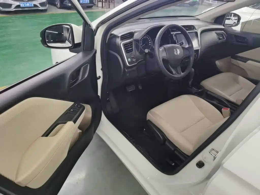 Honda City — фото 16