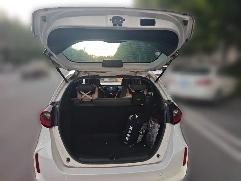 Honda Fit — фото 15