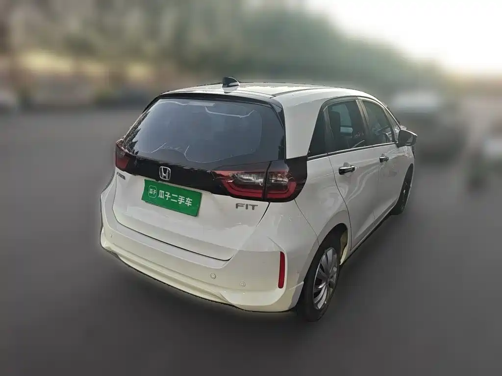 Honda Fit — фото 4
