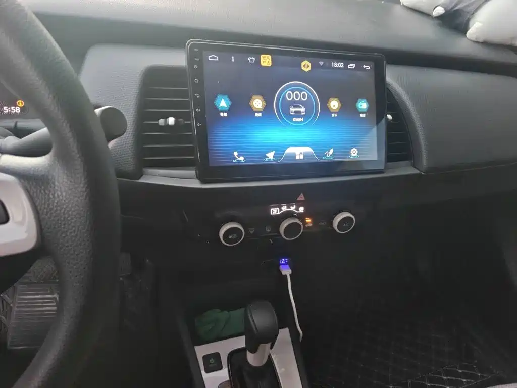 Honda Fit — фото 9