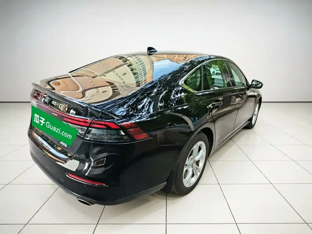 Honda Accord — фото 4