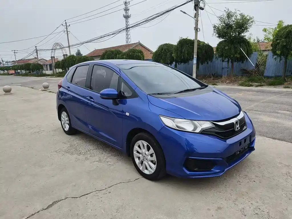 Honda Fit — фото 3