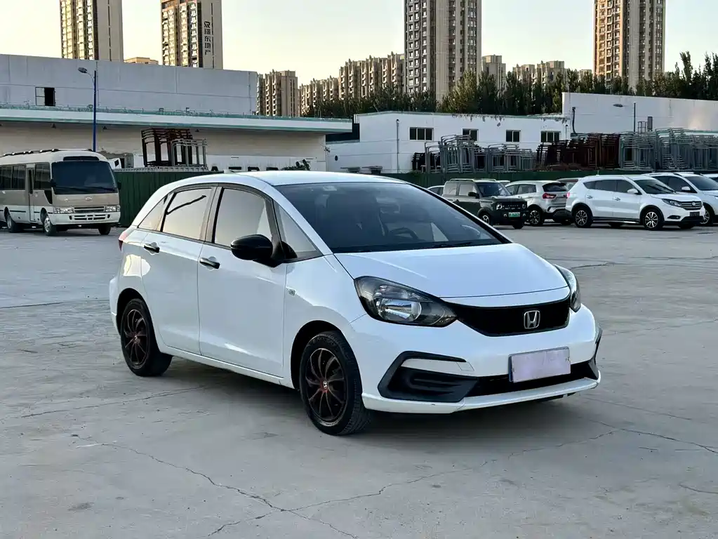 Honda Fit — фото 3