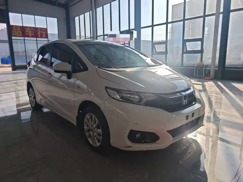 Honda Fit — фото 4