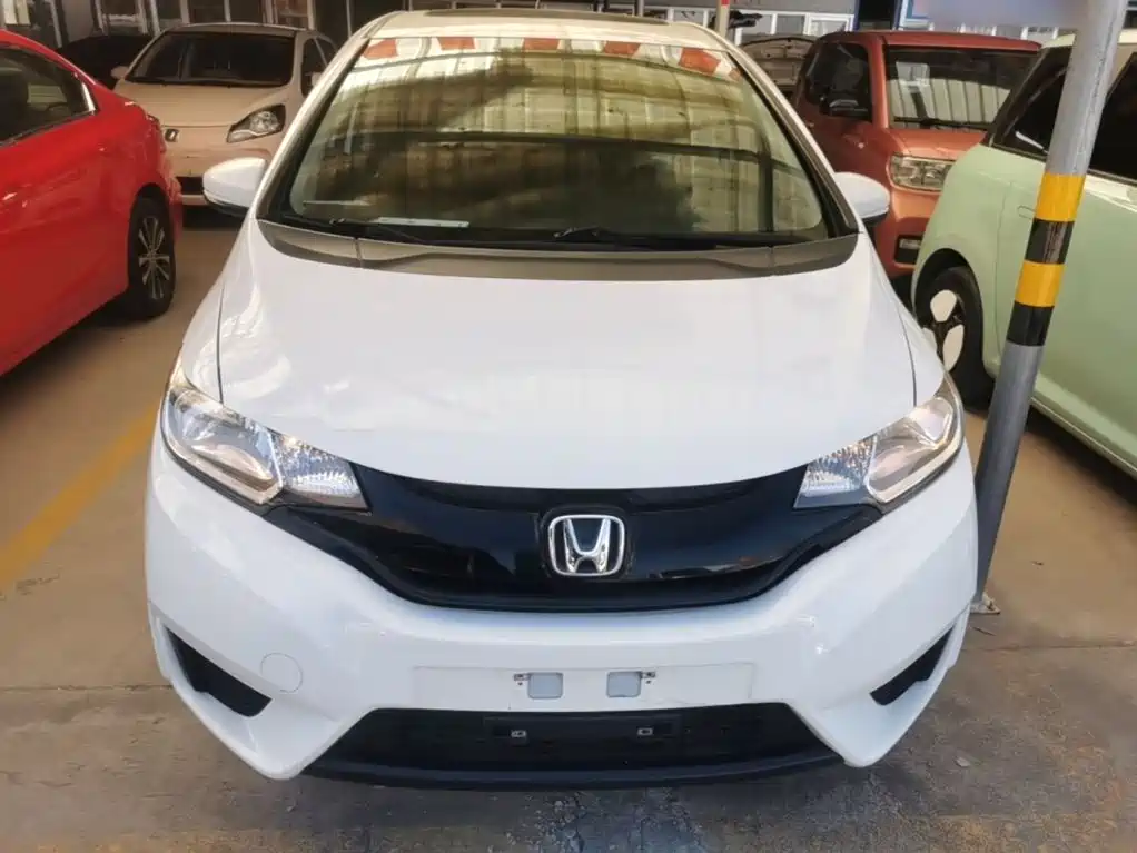 Honda Fit — фото 3