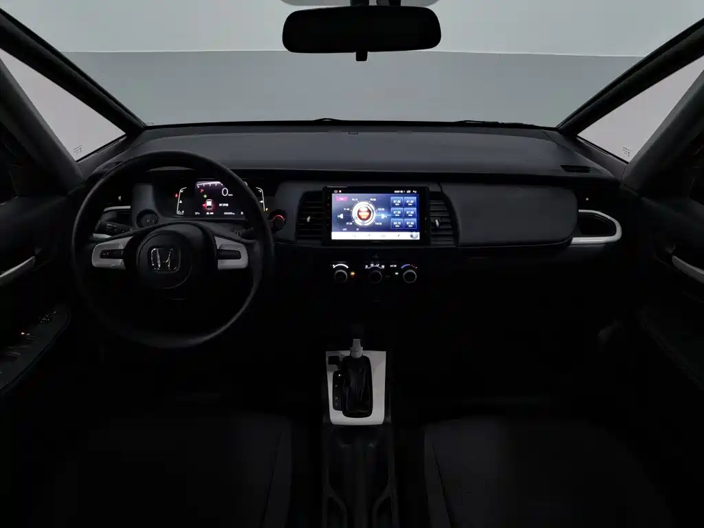 Honda Fit — фото 5