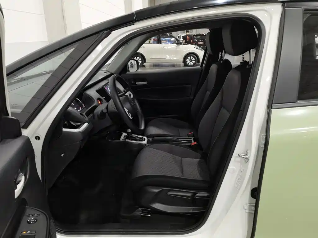 Honda Fit — фото 10