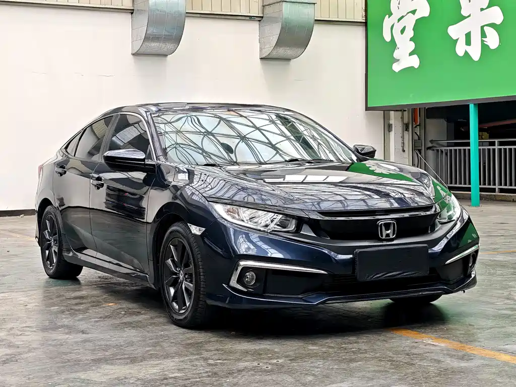 Honda Civic — фото 3