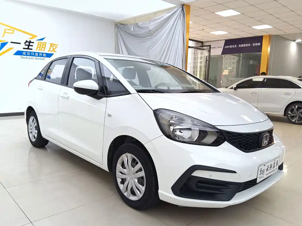 Honda Fit — фото 4