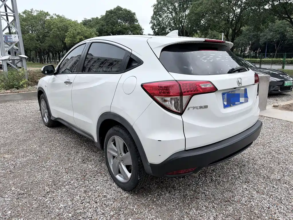 Honda Vezel — фото 6