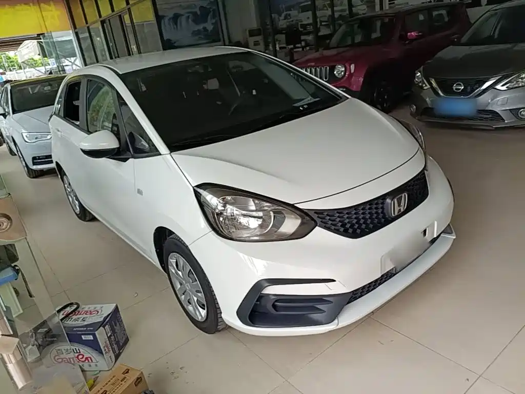 Honda Fit — фото 4