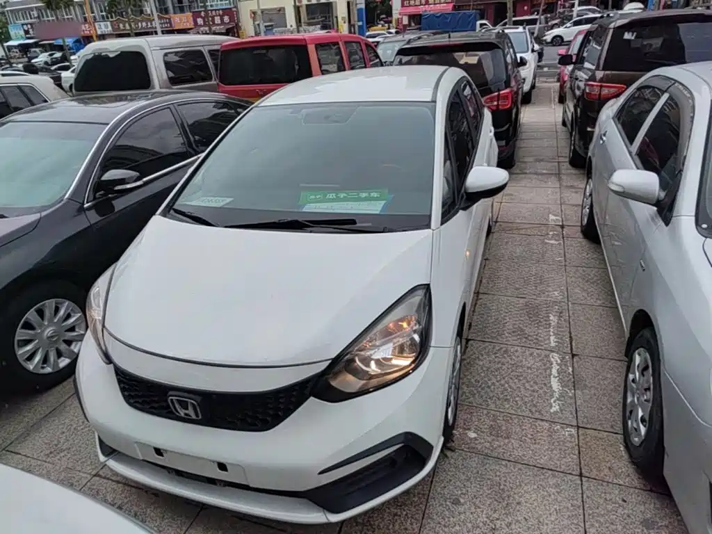 Honda Fit — фото 3