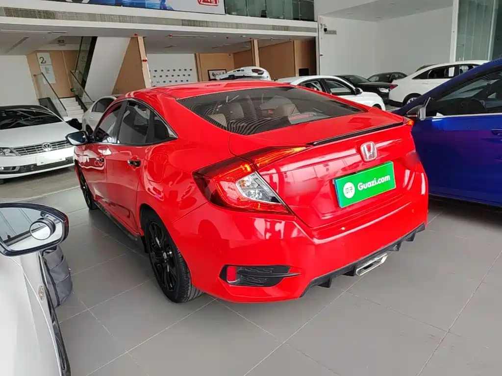 Honda Civic — фото 5