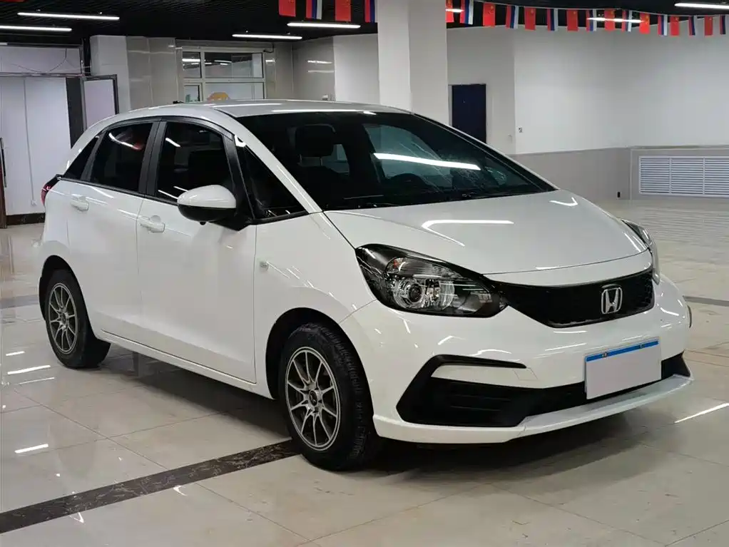 Honda Fit — фото 3