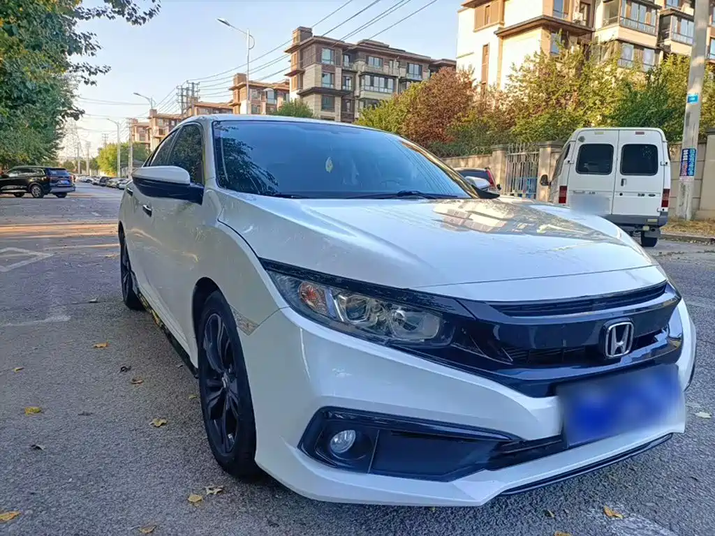 Honda Civic — фото 5