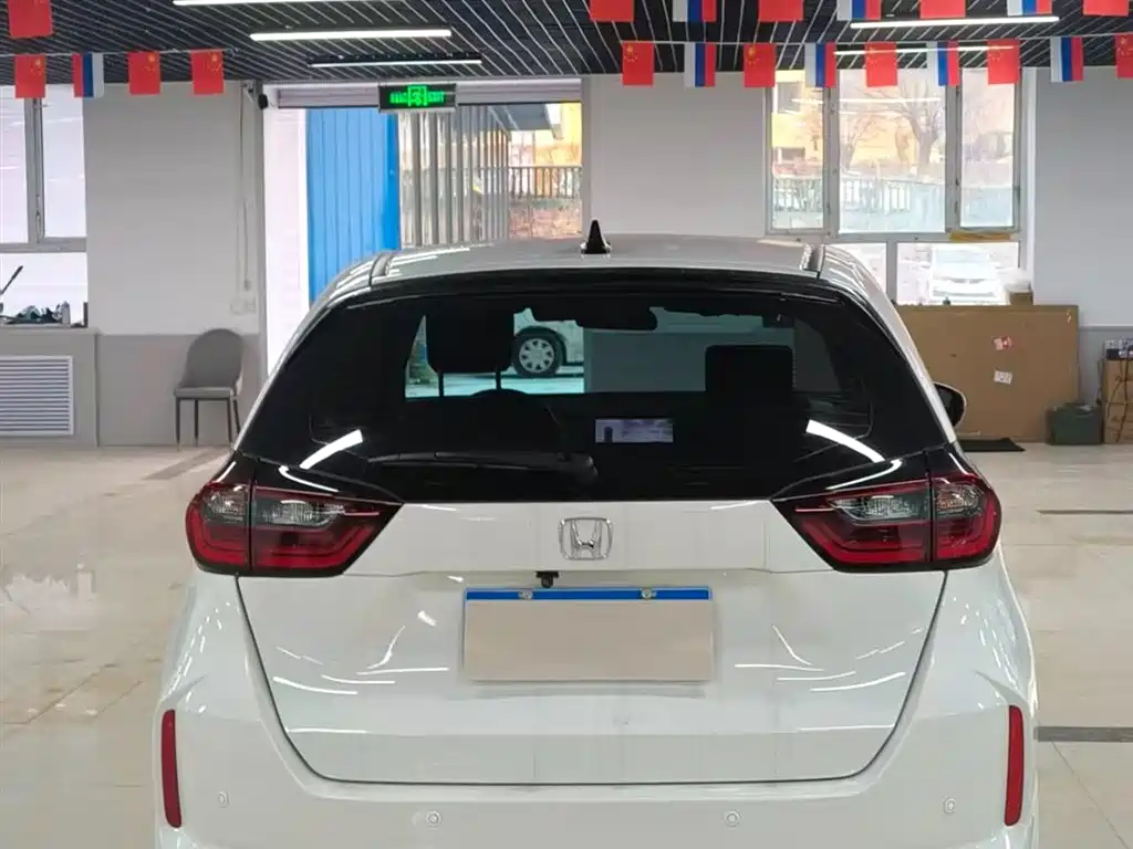 Honda Fit — фото 5