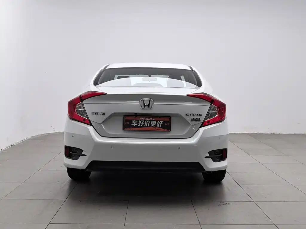 Honda Civic — фото 4